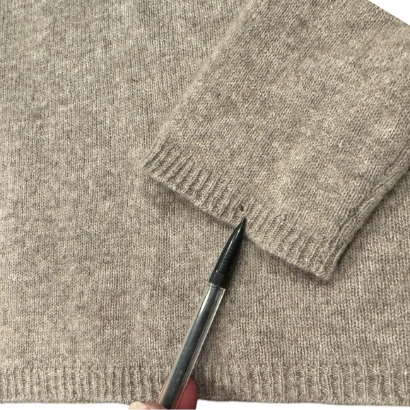 Adrienne Vittadini 2-Ply 100% Cashmere Pullover Sweater Large Minimalist Preppy - Picture 8 of 8